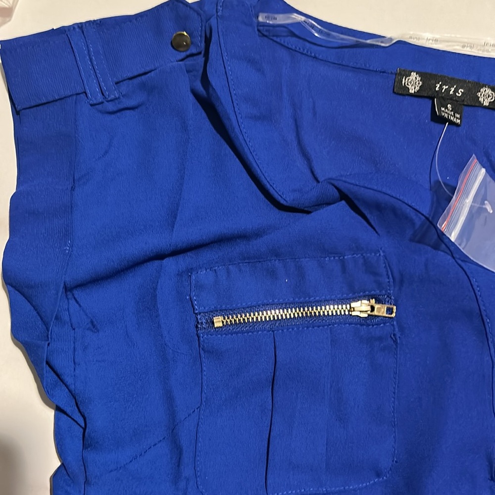 Iris Women's Vibrant Blue Blouse with Zipper Accents - Picture 3 of 3